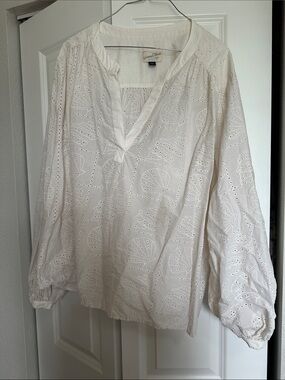 Universal Thread Off White Eyelet Peasant Tunic